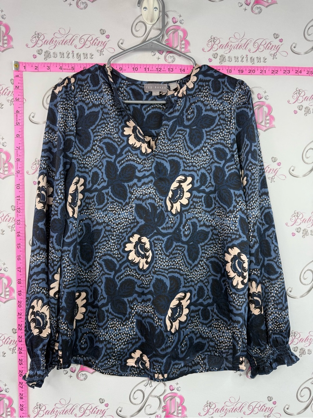 Ted Baker blouse shirt flowers cream Blue Floral V-Neck Long Sleeve Blouse